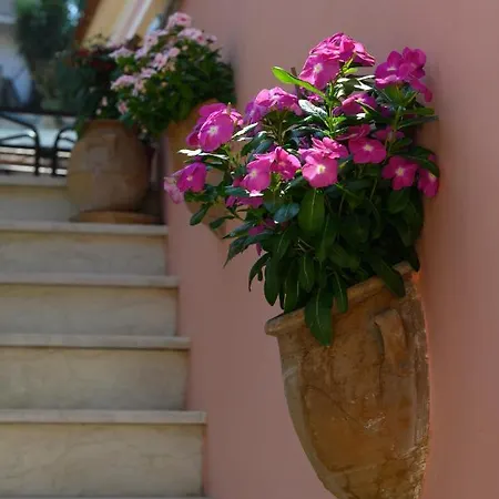 La Maisonette House In The Heart Of Close To Rovinia & Paleokastritsa *